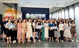  全國“宏宇玩家”搶先入局！高端玩家點燃各地新零售高端局